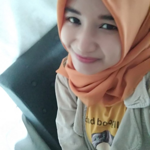 Tati Jati Hari Thamrin